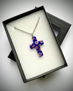 Lasiristi tummansininen