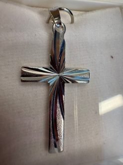 Hopeinen ristiriipus 1 (ilman ketjua)